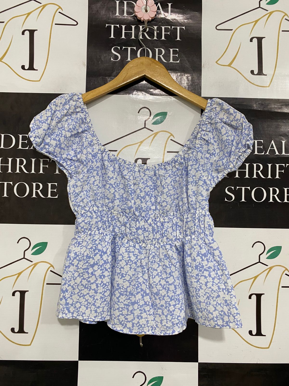 ALLY |S| BUST 13| A32| BLUE & WHITE FLORAL SCOOP-NECK PUFF-SLEEVE PEPLUM TOP