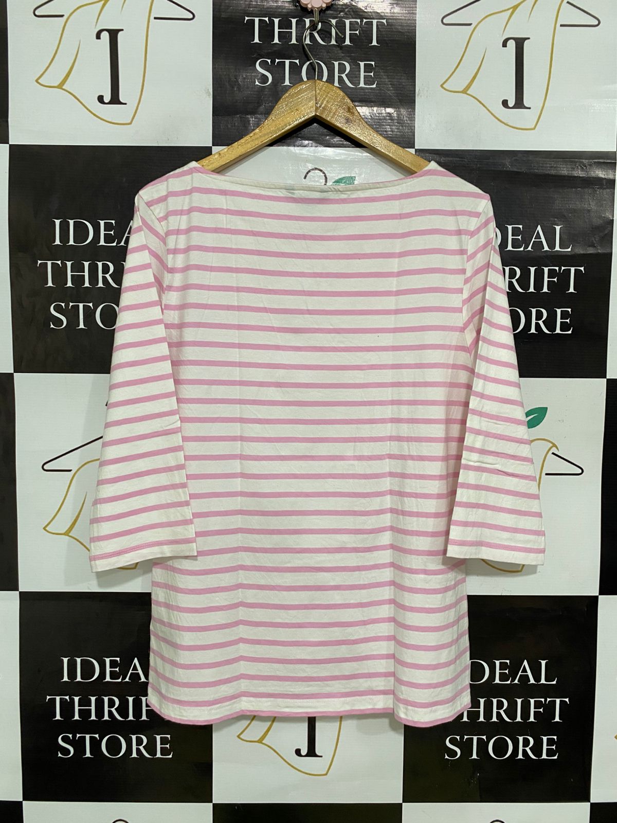 TOMMY HILFIGER |XL| BUST 19| A32| WHITE & PINK STRIPED BOAT-NECK 3/4-SLEEVE TOP