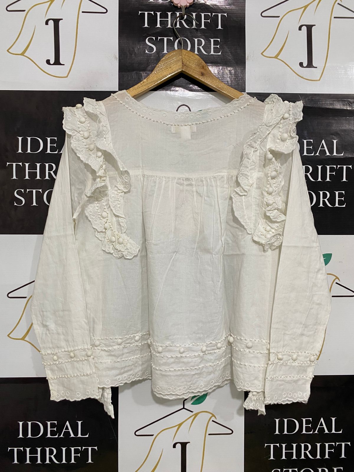 INTROPIA |M| BUST 19| A33| WHITE EYELET EMBROIDERED POM-POM RUFFLE-SHOULDER BLOUSE