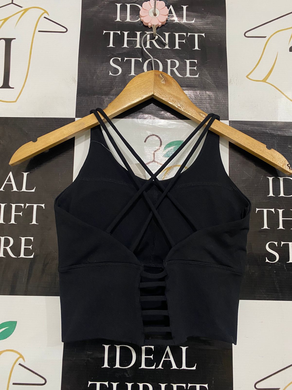 |M| BUST 11| A33| BLACK MULTI-STRAP CRISS-CROSS ACTIVE CROP TOP SPORTS BRA