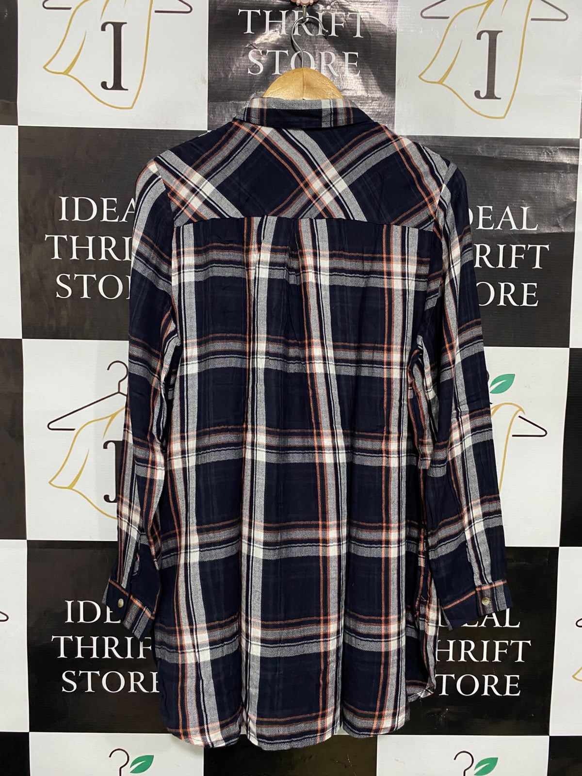 PAPAYA |XL| BUST 22| A36| NAVY PLAID TUNIC-LENGTH BUTTON-DOWN FLANNEL SHIRT