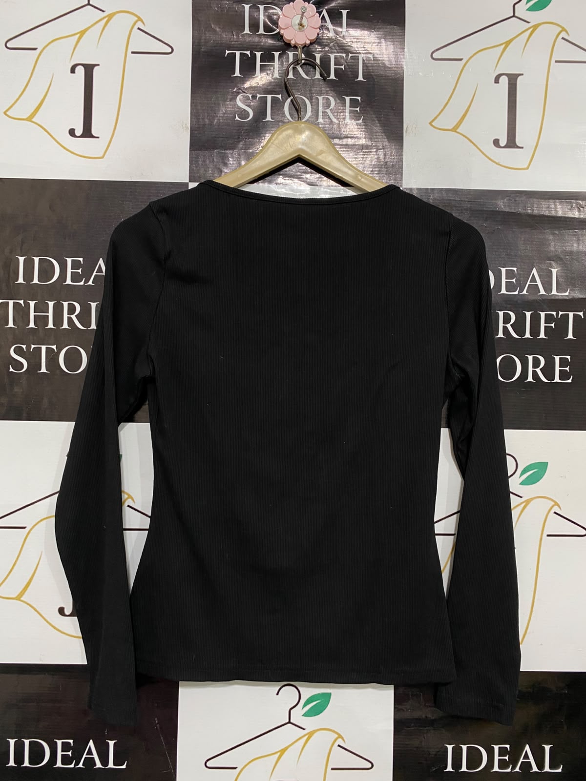 SHEIN |M| BUST 16| A36| BLACK RIBBED SCOOP-NECK BUTTON-FRONT LONG-SLEEVE FITTED TOP