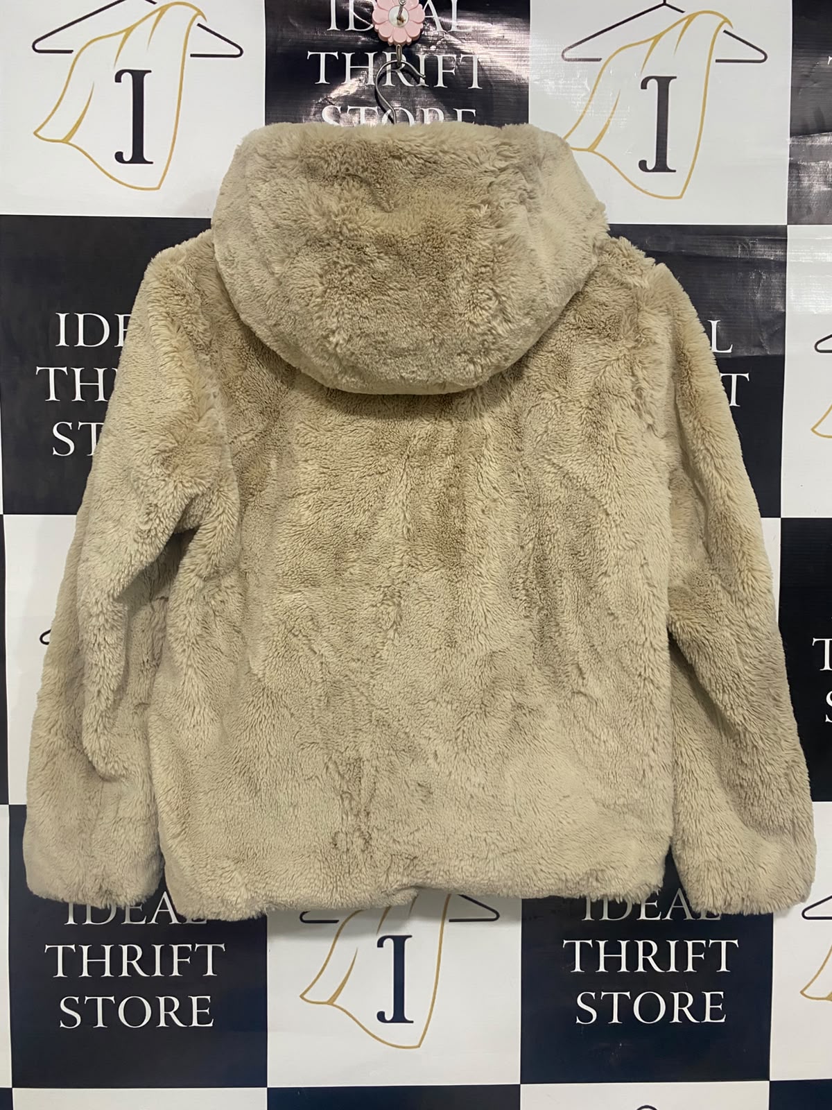 PAPAYA |L| BUST 21| A36| BEIGE FAUX-FUR HOODED PLUSH WINTER COAT