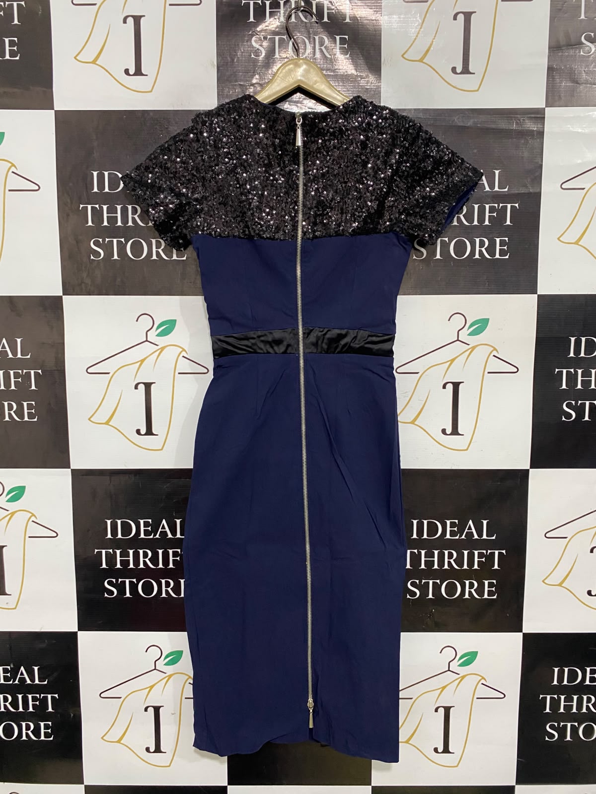 THE PRETTY DRESS |S| BUST 14| A37| NAVY BLUE & BLACK SEQUIN SHOULDER PENCIL DRESS
