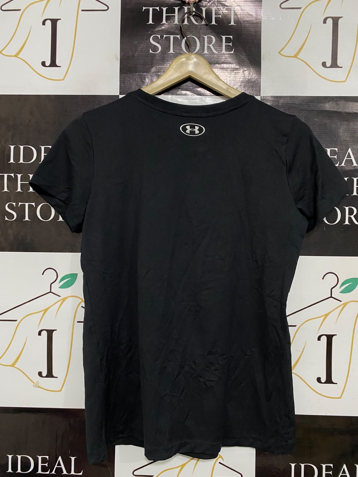 UNDER ARMOUR |S/M| BUST 18| A38| CLASSIC BLACK HEATGEAR ATHLETIC T-SHIRT