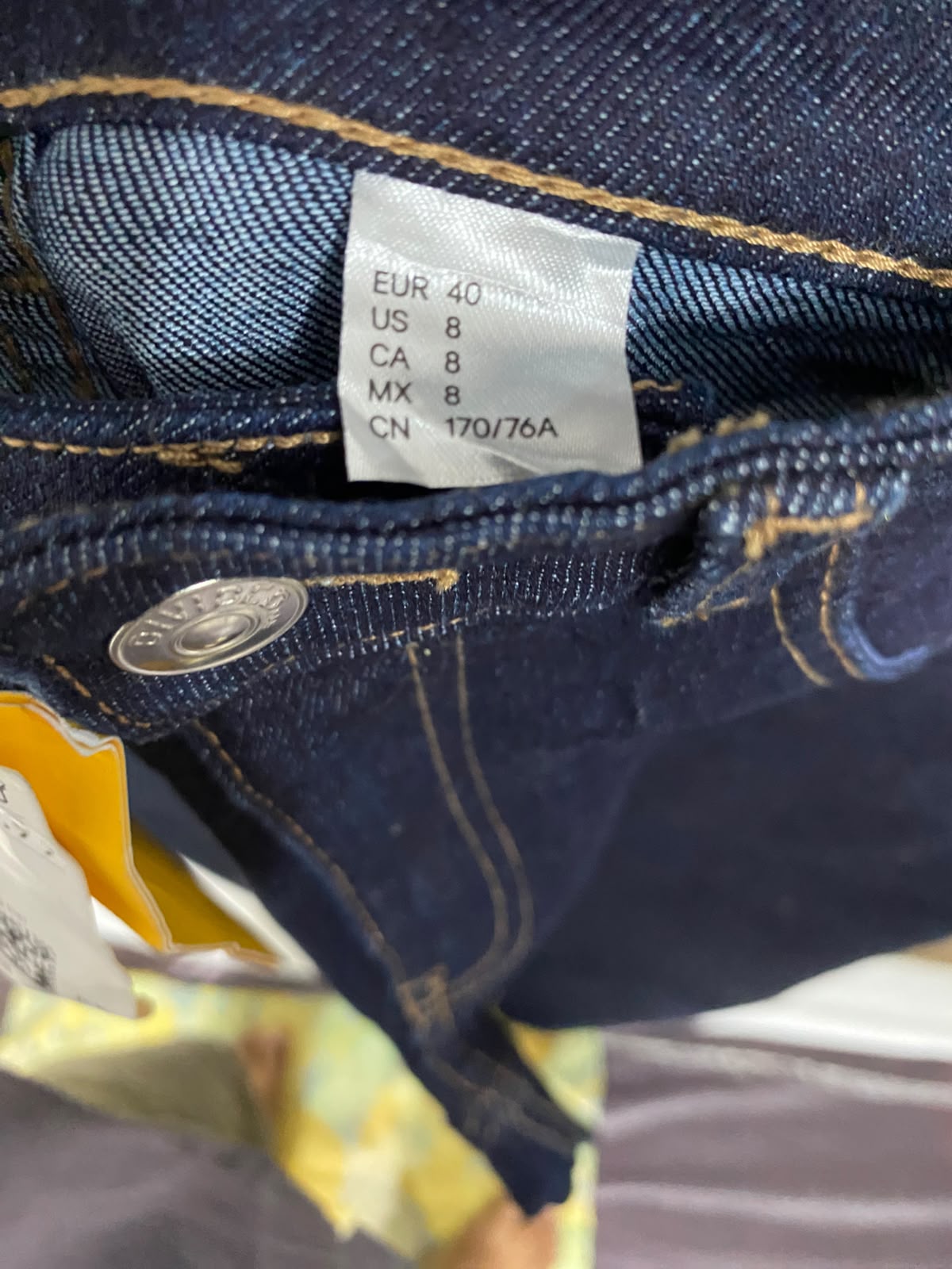 H&M |M| WAIST 28| A42| DARK DENIM HIGH-RISE FLARED UTILITY JEANS