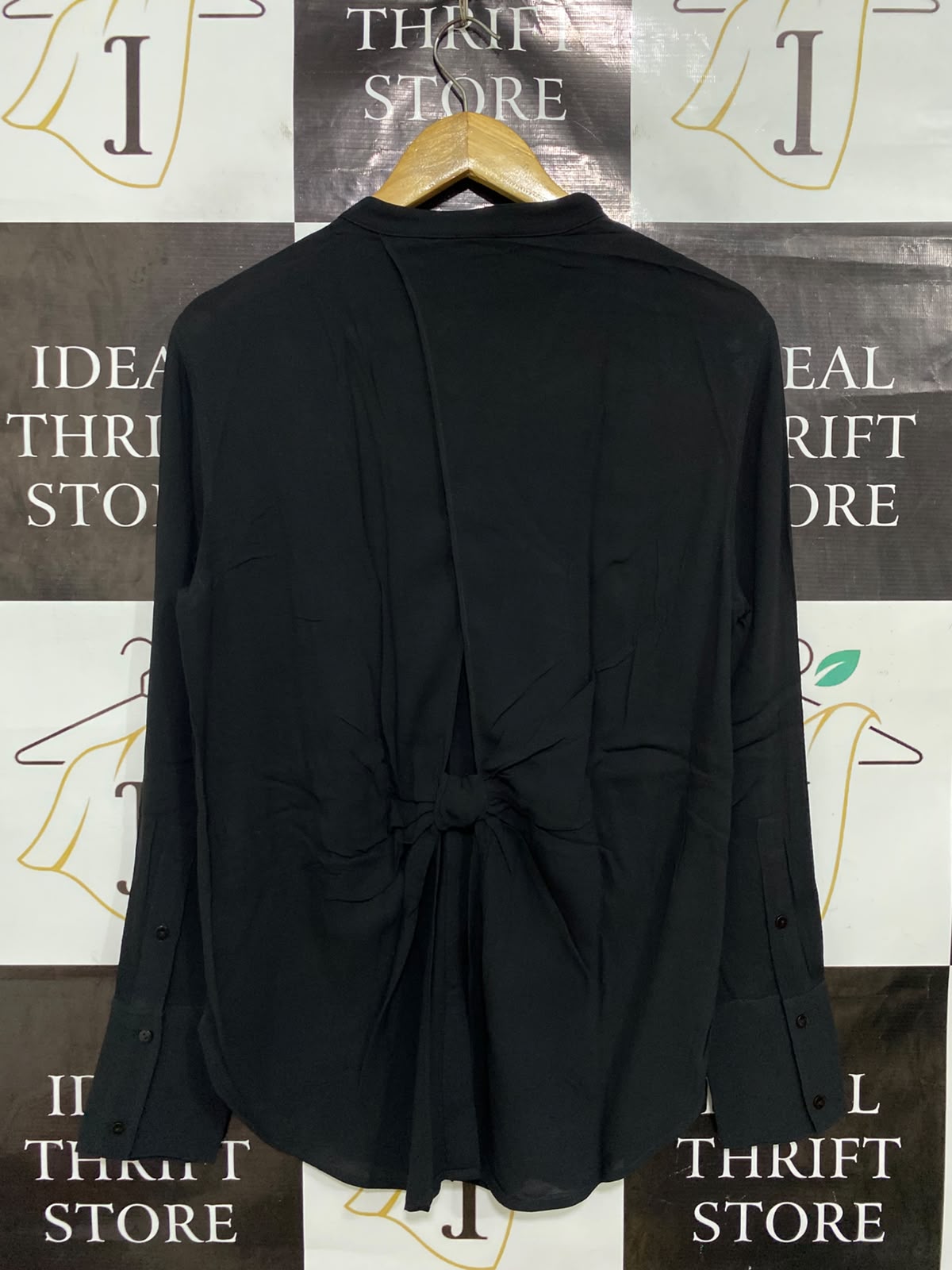 COUNTRY ROAD |M| BUST 20| A43| BLACK BANDED-COLLAR TECHNICAL UTILITY SHIRT