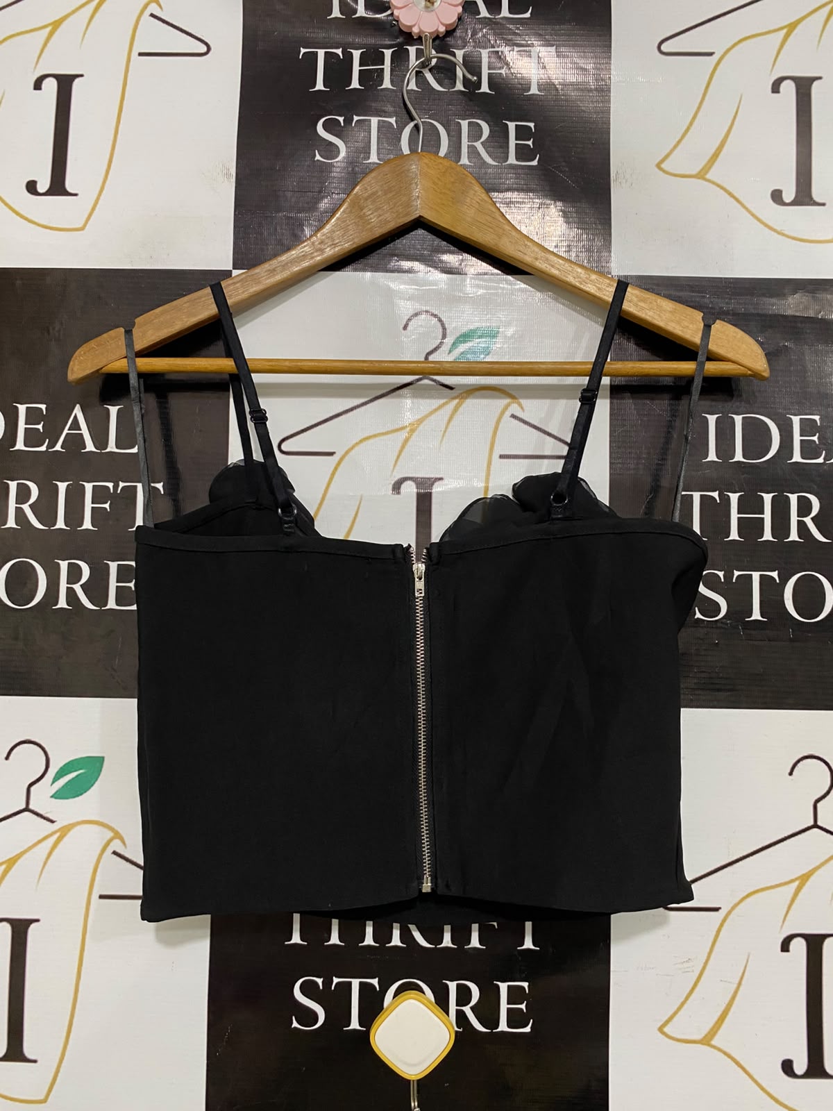 VALLEY GIRL |S| BUST 16| A46| BLACK ROSETTE-TRIM CROP CAMI TECHNICAL UTILITY TOP