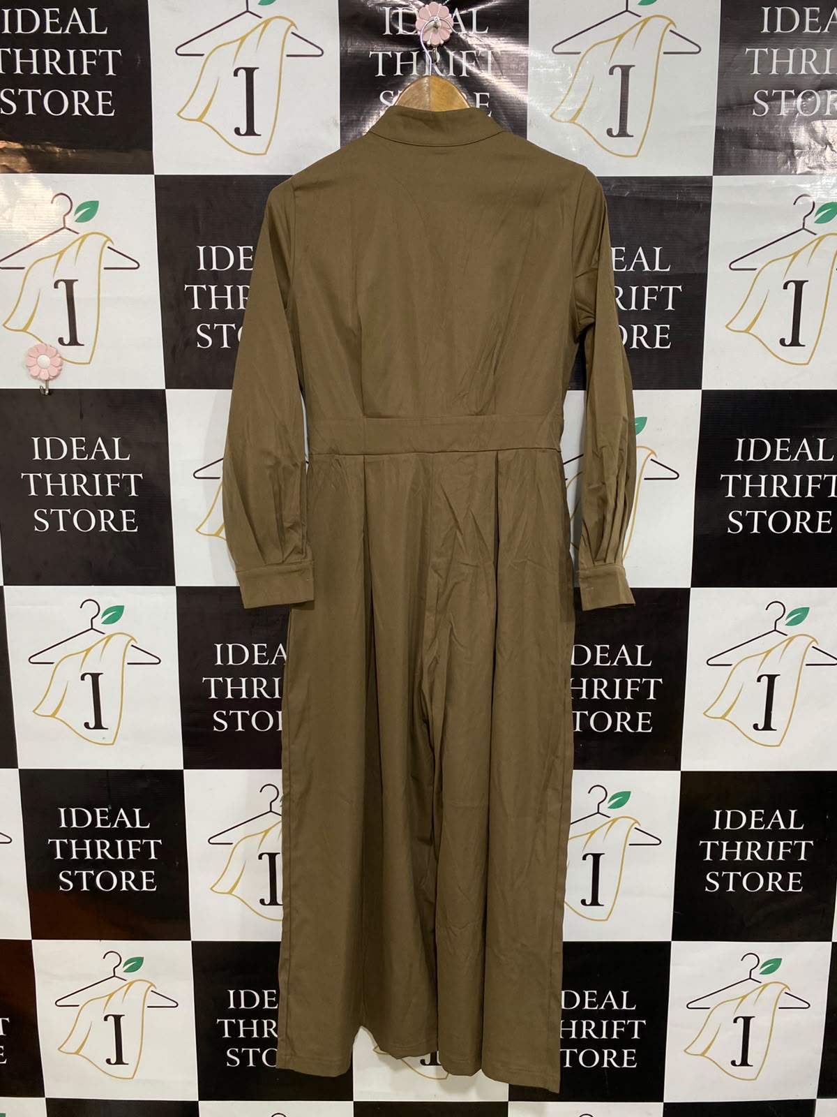 UOO ZEE | L| BUST 19| A46| OLIVE GREEN MOCK-NECK BUTTON-FRONT TECHNICAL UTILITY JUMPSUIT