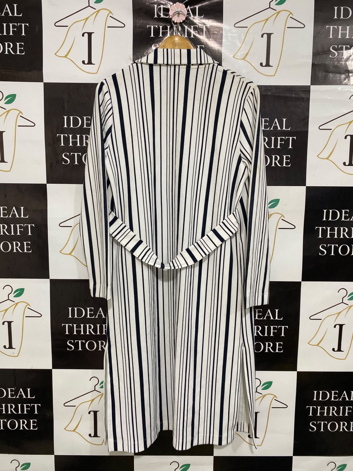 GEORGE |M| BUST 21| A46| WHITE AND BLACK VERTICAL-STRIPE TECHNICAL UTILITY DUSTER COAT