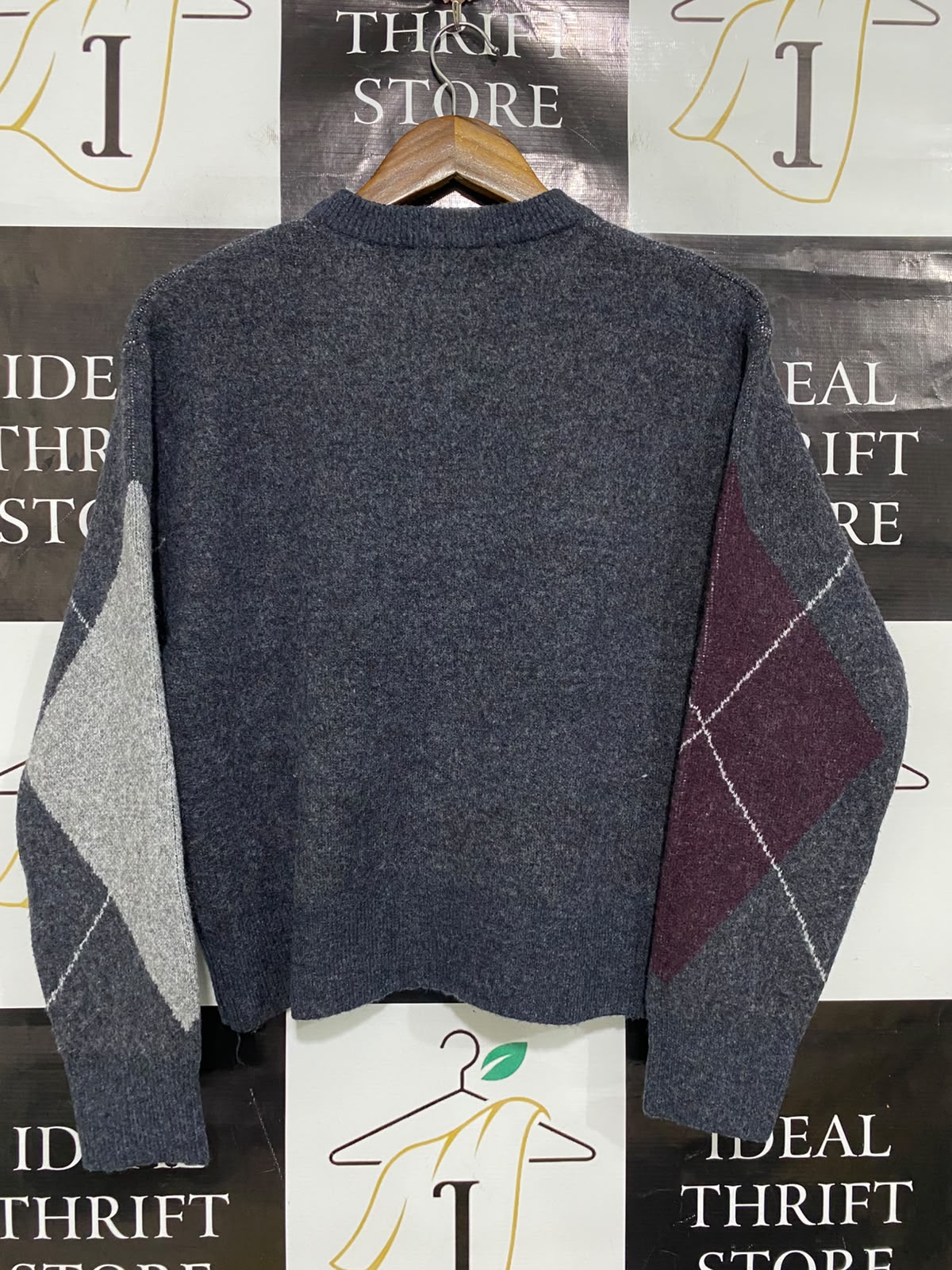 MNG |S| BUST 22| A50| CHARCOAL GREY MANGO ARGYLE-PATTERNED TECHNICAL UTILITY SWEATER