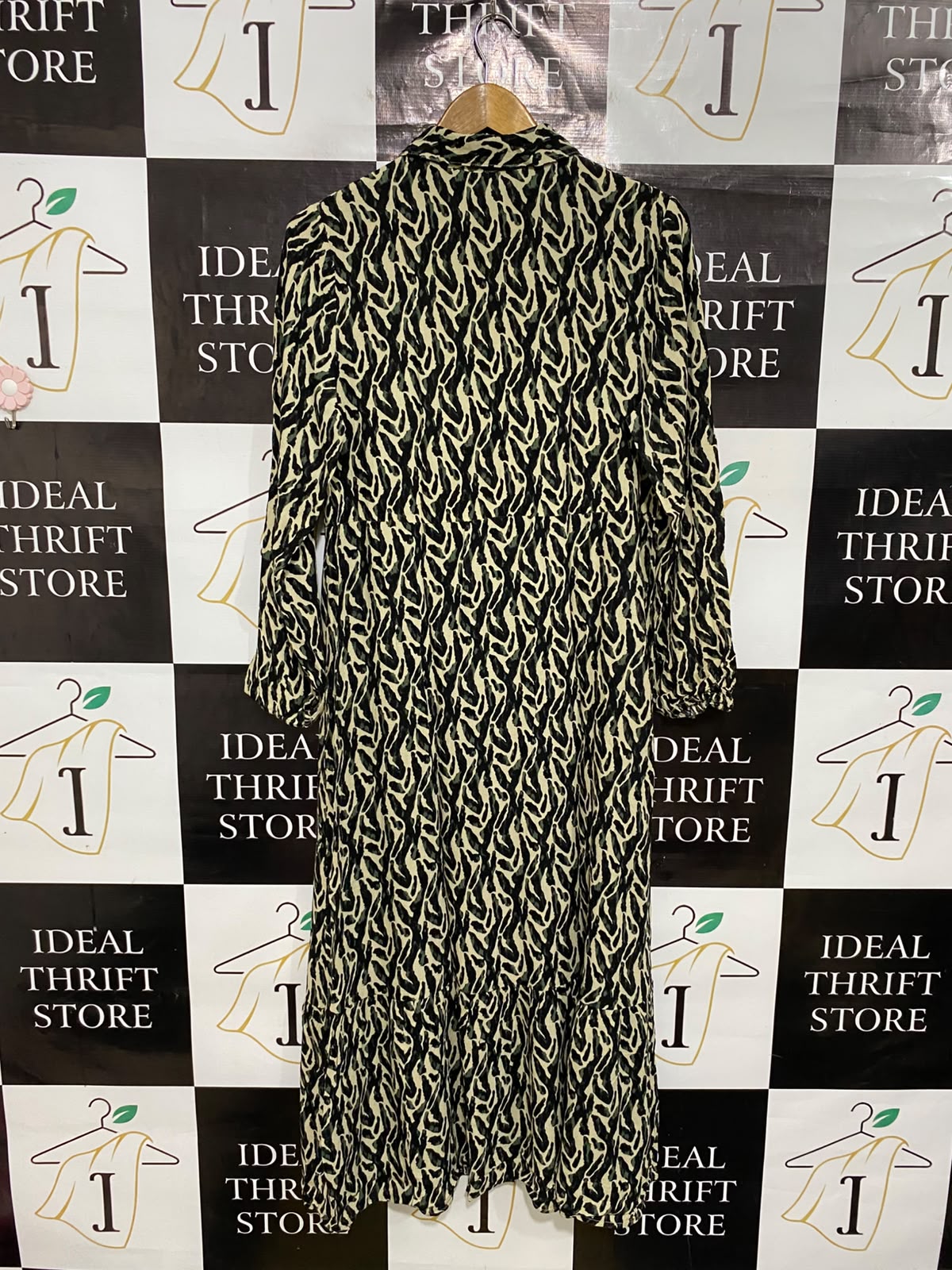 PRIMARK CARES |S| BUST 20| A50| BLACK AND CREAM ABSTRACT ANIMAL PRINT TECHNICAL UTILITY SHIRT DRESS
