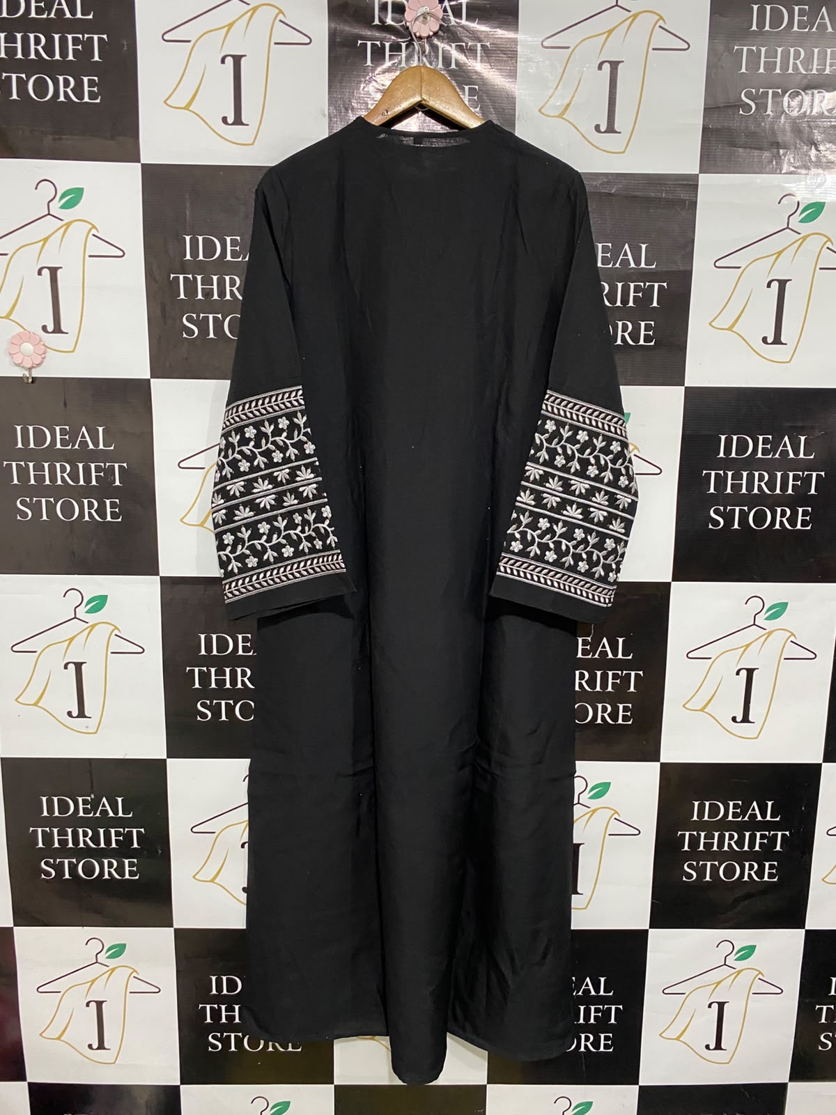 |XL| BUST 20| A50| BLACK AND WHITE EMBROIDERED SLEEVE TECHNICAL UTILITY MAXI DRESS