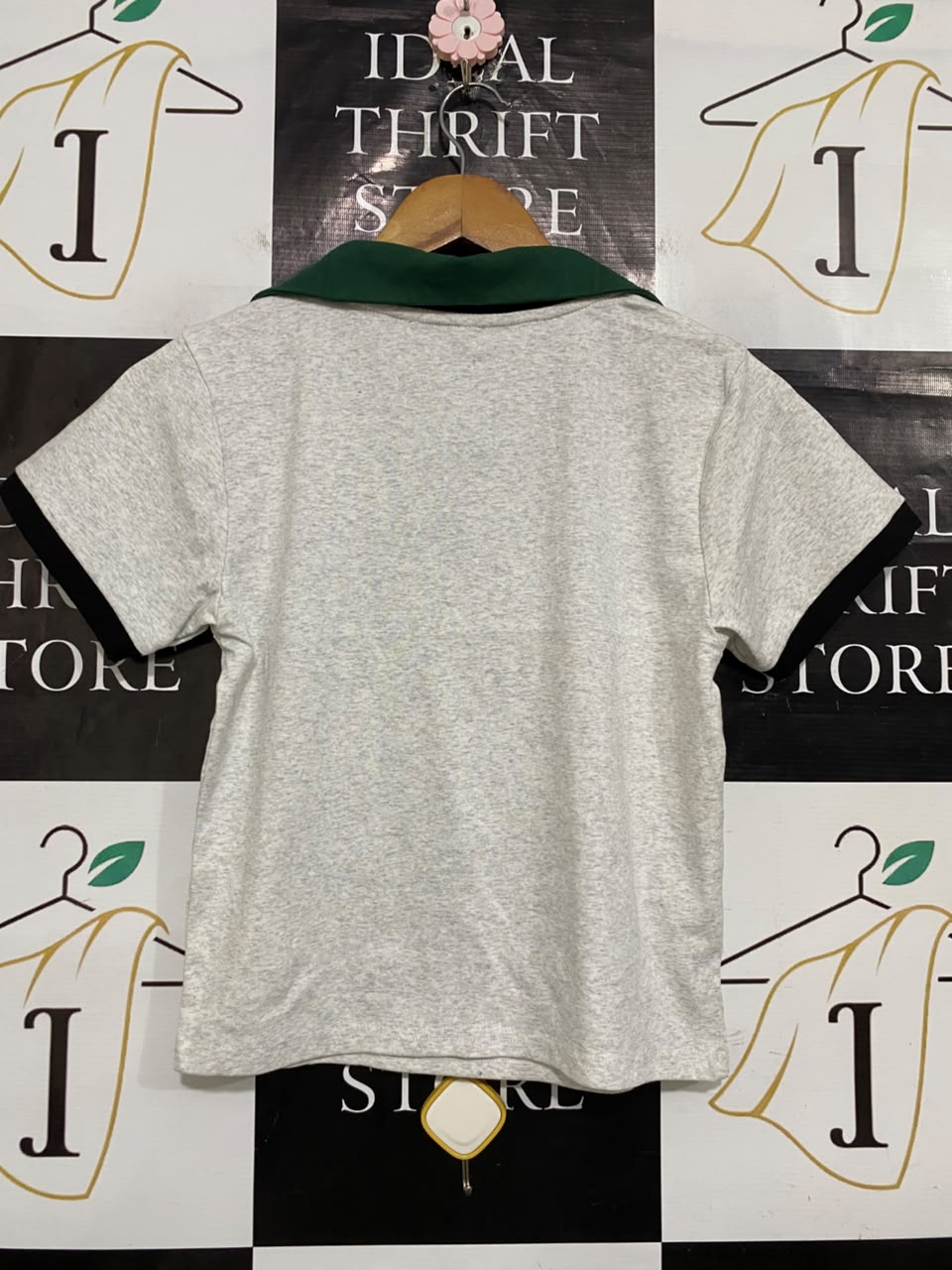 WHITE FOX |XS| BUST 16| A54| GREY AND GREEN SHORT-SLEEVE COLLARED TECHNICAL UTILITY TEE