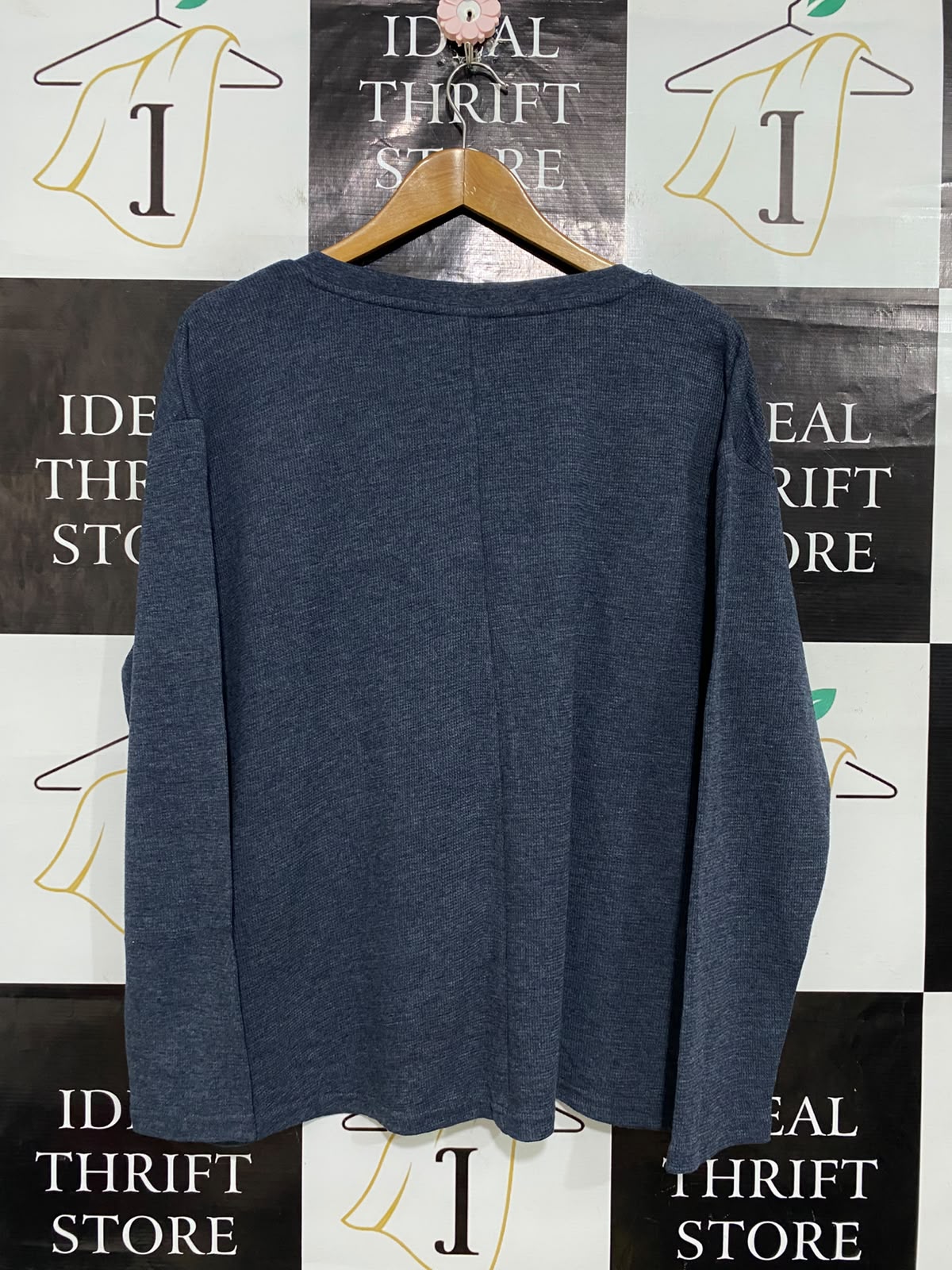 SERRA |L| BUST 23| A56| BLUE-GREY V-NECK LONG-SLEEVE TECHNICAL UTILITY TOP