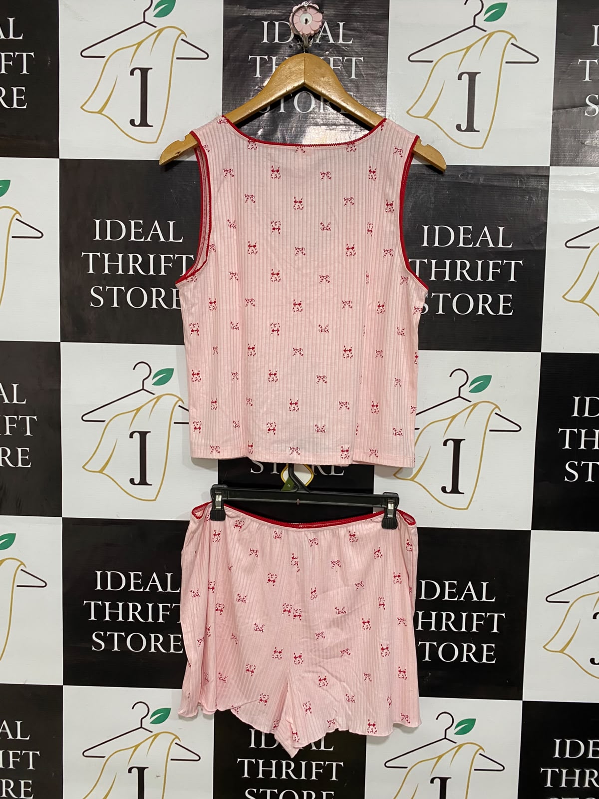 & ME |L| A57| PINK PRINTED V-NECK TANK AND SHORTS TECHNICAL UTILITY SET