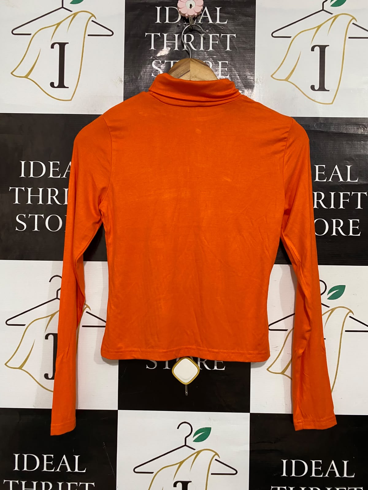 SHEIN |M| BUST 16| A58| BIZWEAR ORANGE TURTLENECK TECHNICAL UTILITY LONG-SLEEVE TOP