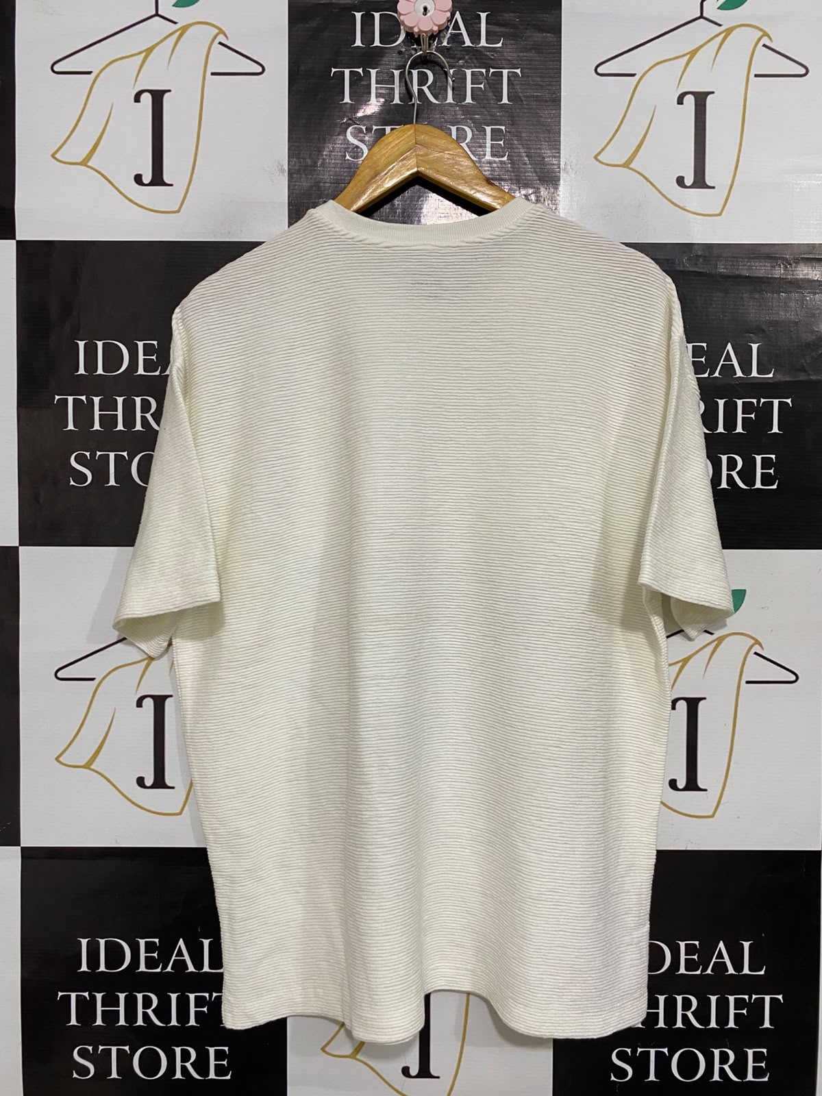RELAXED |M| BUST 23| A58| OFF-WHITE TEXTURED RELAXED-FIT TECHNICAL UTILITY T-SHIRT