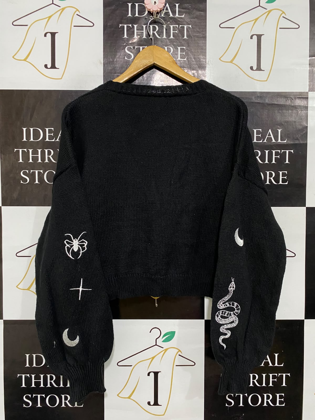 ROMWE |XL| BUST 24| A61| BLACK EMBROIDERED MOTIF CROPPED TECHNICAL UTILITY CARDIGAN
