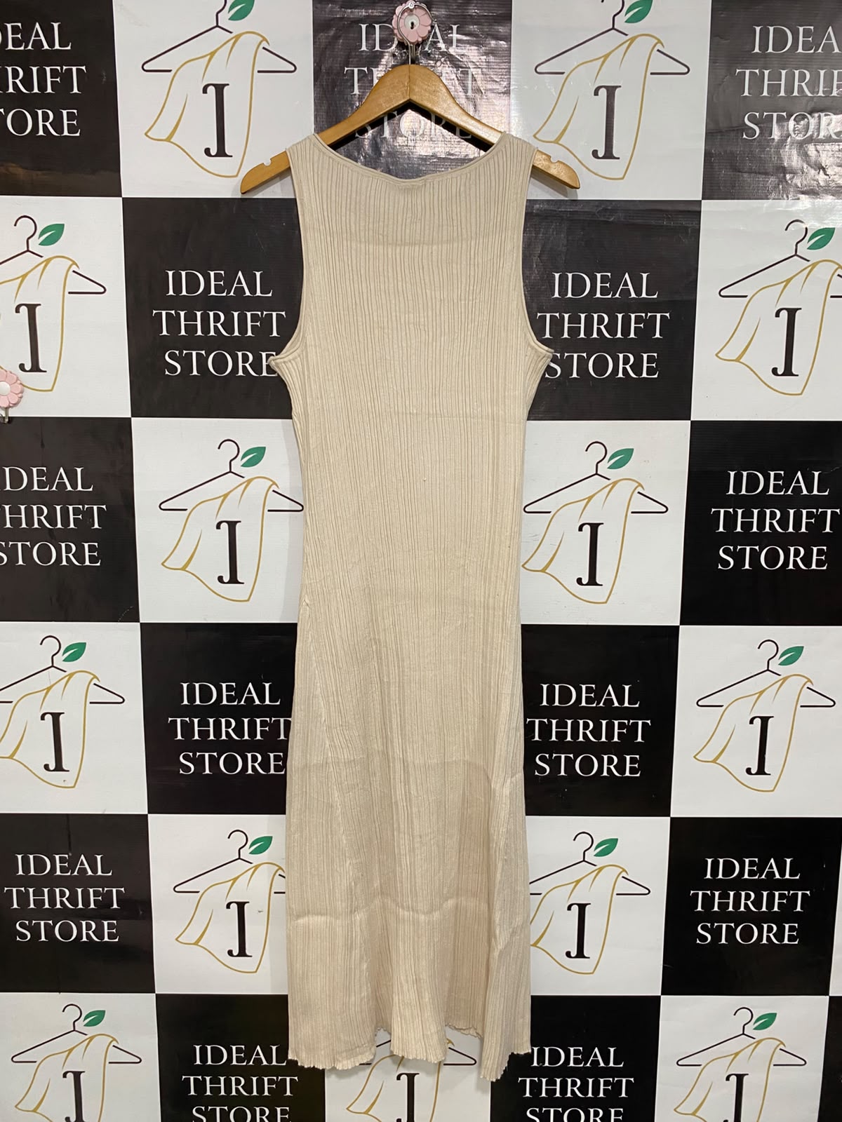 ANKO |S| BUST 16| A61| BEIGE RIBBED SLEEVELESS TECHNICAL UTILITY MIDI DRESS