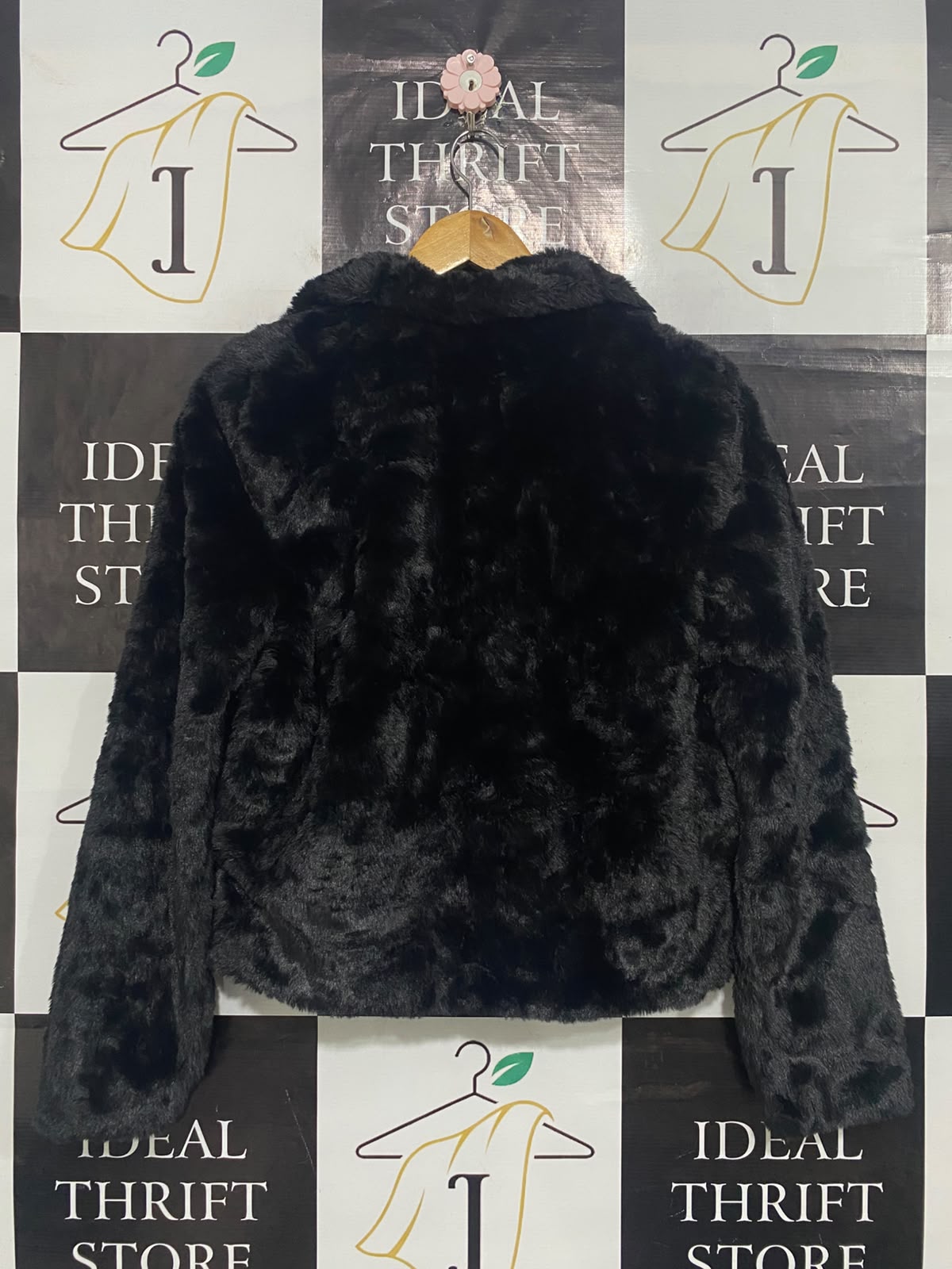 DOTTI |S| BUST 19| A65| BLACK FAUX-FUR JACKET