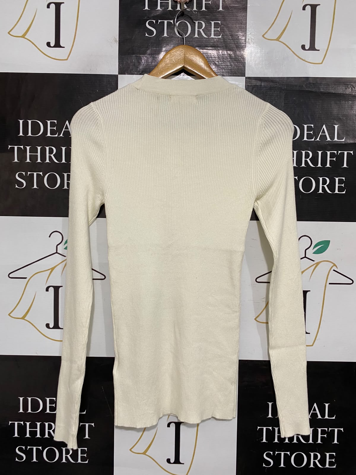 H&M |M| BUST 13| A66| OFF-WHITE RIBBED LONG-SLEEVE HENLEY TOP
