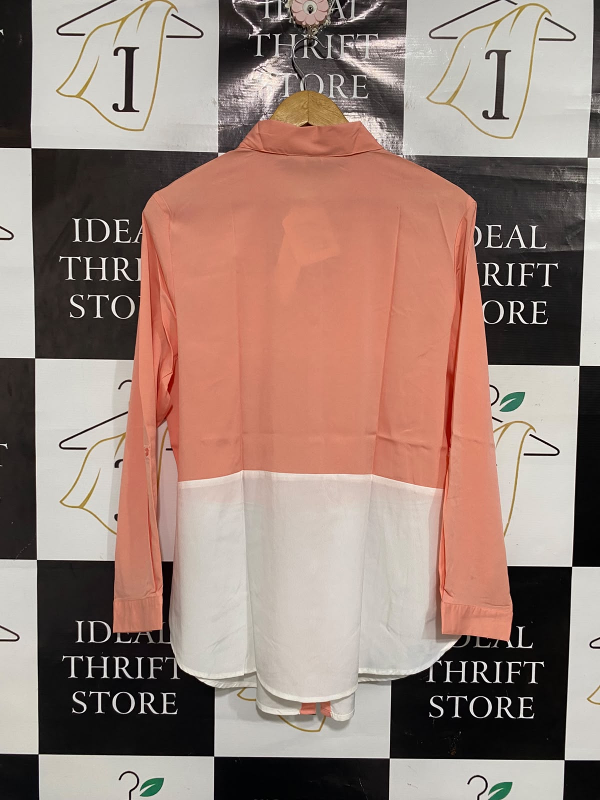 BEING CASUAL |L| BUST 22| A67| PEACH & WHITE COLOR-BLOCK BUTTON-DOWN SHIRT (SMART CASUAL COLLECTION)