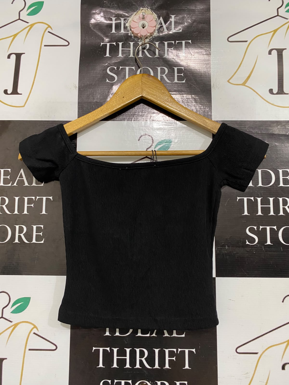 DAZIE |XS| BUST 12| A68| BLACK OFF-SHOULDER RIBBED CROP TOP