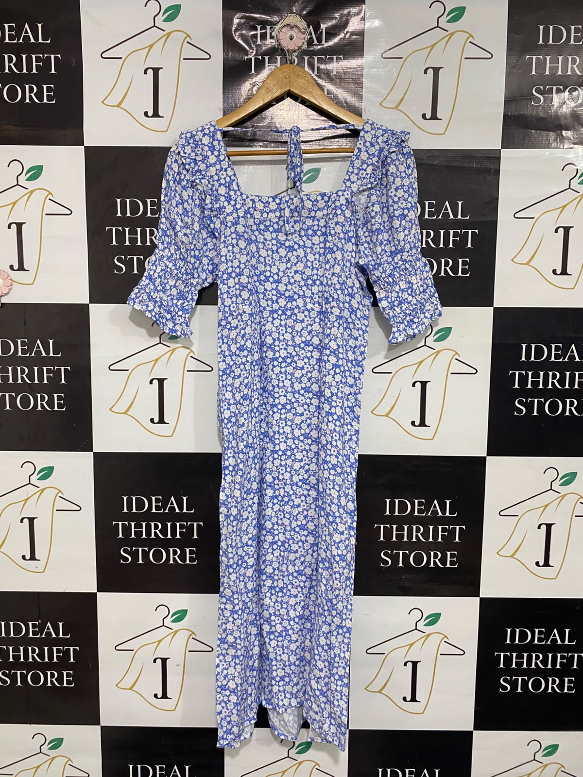 INFLUENCE |M| BUST 16| A69| PERIWINKLE BLUE FLORAL RUFFLE MIDI DRESS
