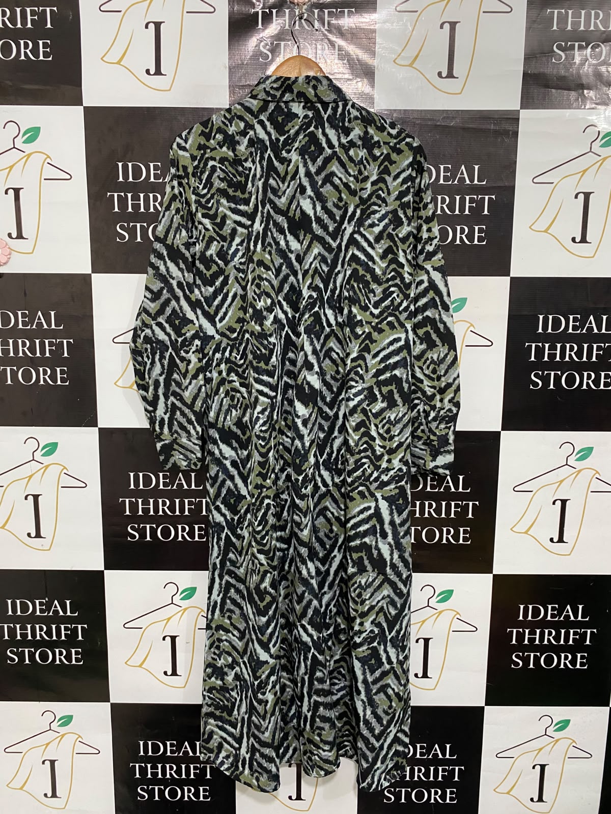 JDY |L| BUST 21| A69| OLIVE & BLACK ABSTRACT ZEBRA PRINT SHIRT DRESS