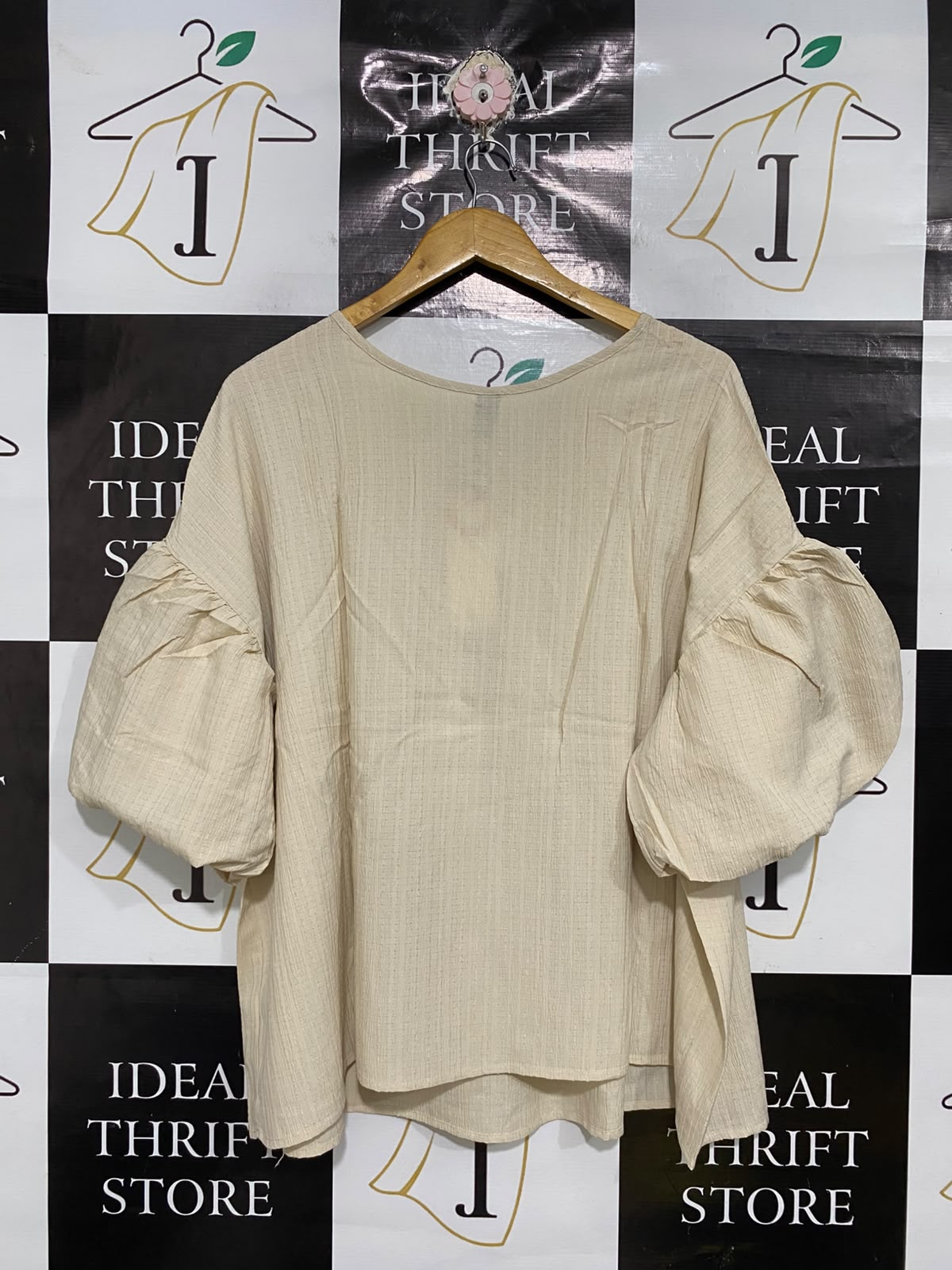 FRIFUL |L| BUST 29| A69| BEIGE TIE-FRONT PUFF-SLEEVE BLOUSE