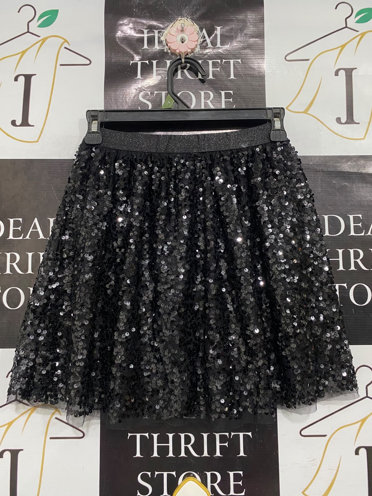 K-ID | XS| WAIST 24 | A72 | BLACK SEQUIN MINI SKIRT