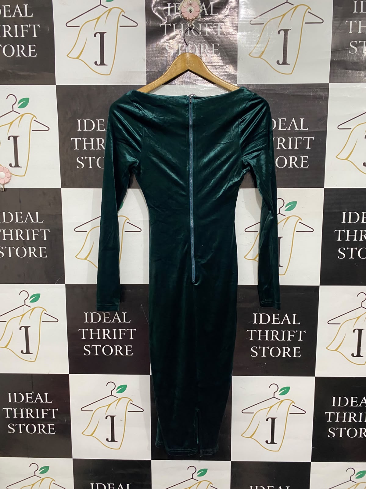 FRESH SOUL |S| BUST 14 | A71 | EMERALD GREEN VELVET RUCHED LONG-SLEEVE DRESS