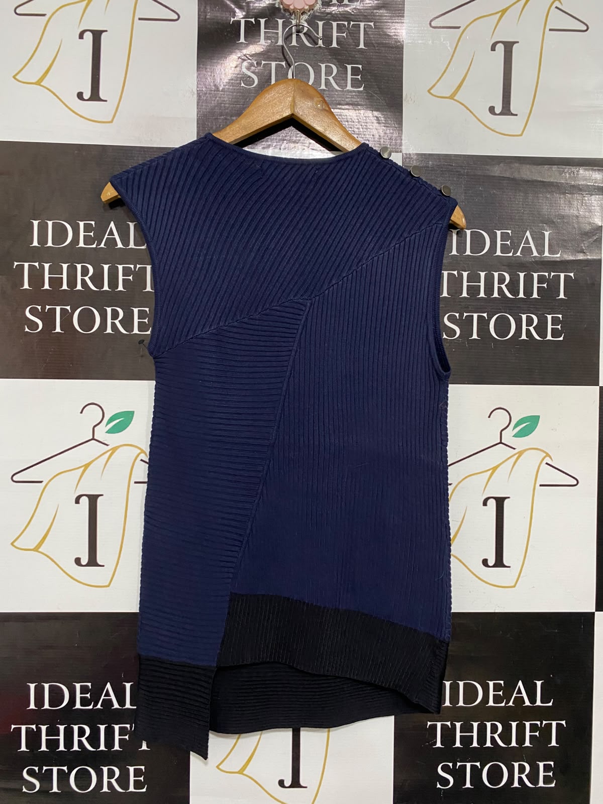 NEXT |S | BUST 15 | A73 | NAVY BLUE RIBBED SHOULDER-BUTTON SLEEVELESS TOP
