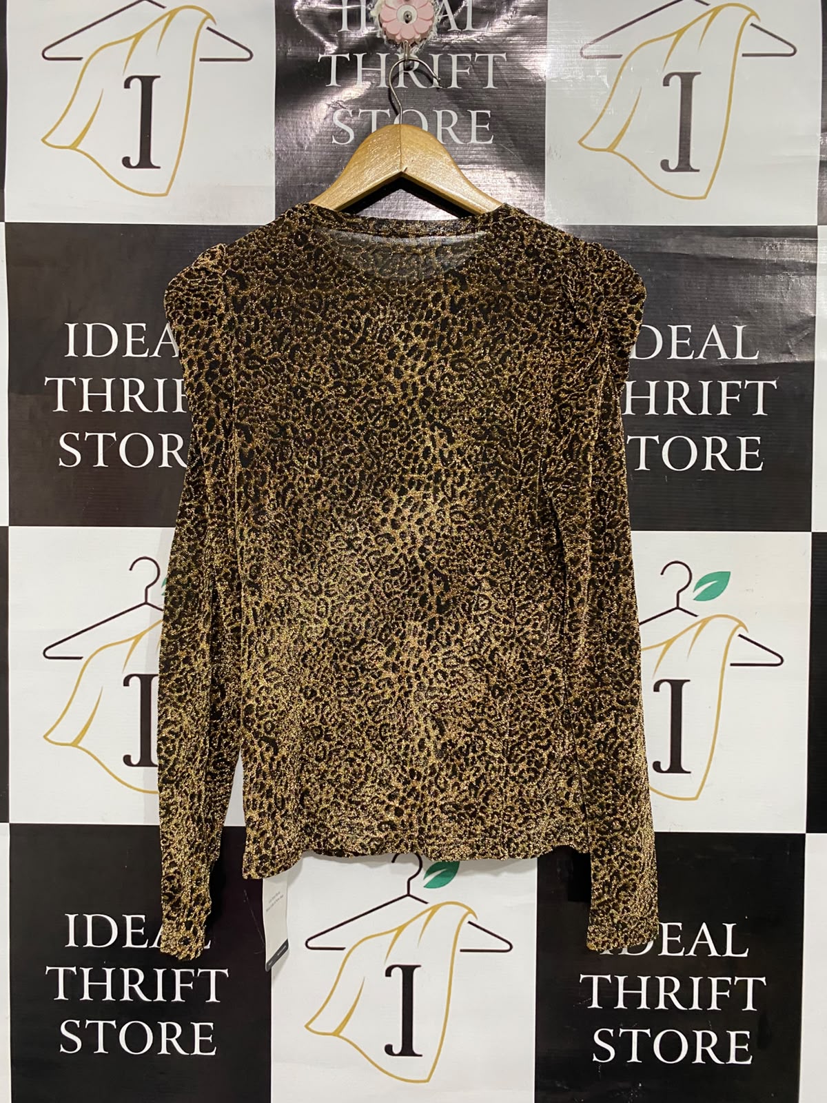 ANEWSTA |L | BUST 17 | A73 | GOLD & BLACK ANIMAL PRINT METALLIC LONG-SLEEVE TOP