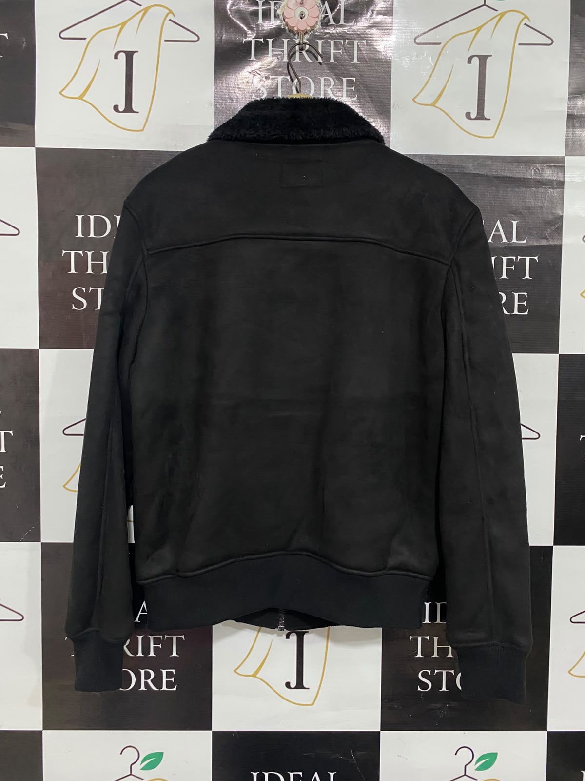 BERSHKA |M | BUST 23 | A73 | BLACK FAUX SUEDE SHEARLING FUR COLLAR BOMBER JACKET