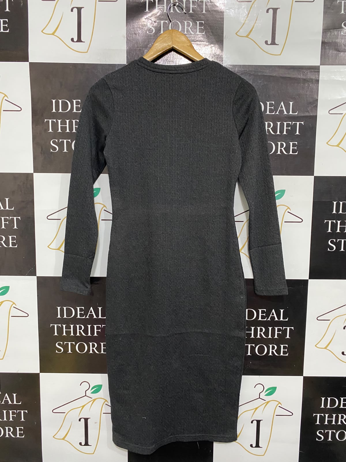 &ME |XS | BUST 16 | A74 | CHARCOAL GREY RIBBED CREW-NECK LONG-SLEEVE BODYCON MIDI DRESS