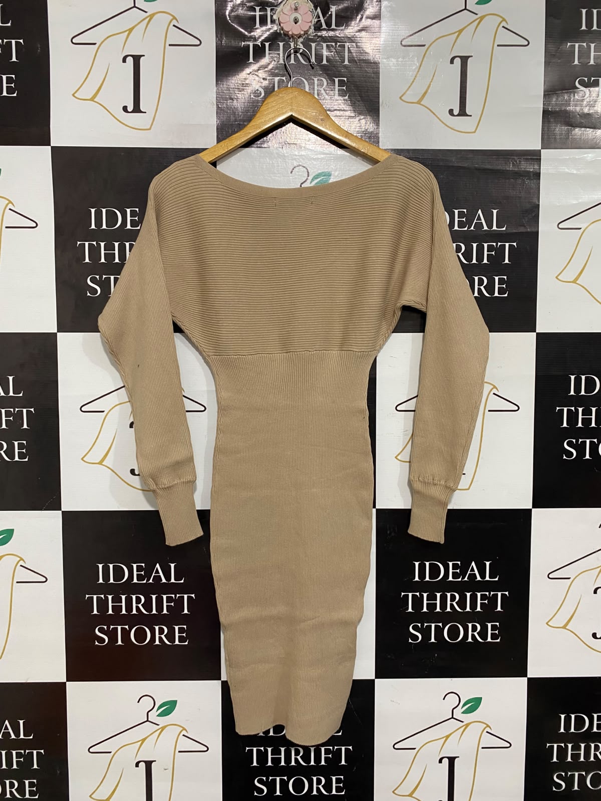 GIRL IN MIND |M | BUST 12 | A74 | CAMEL RIBBED OFF-SHOULDER LONG-SLEEVE KNIT MIDI DRESS
