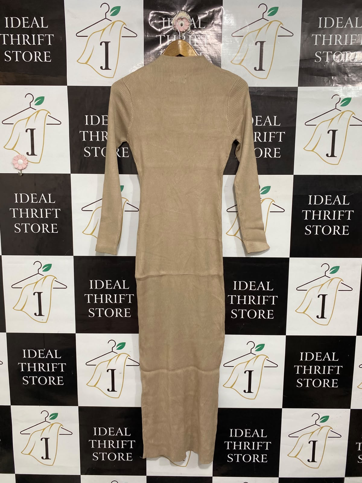 SPRING ROAD |S | BUST 15 | A75| BEIGE MOCK-NECK RIBBED KNIT MIDI DRESS