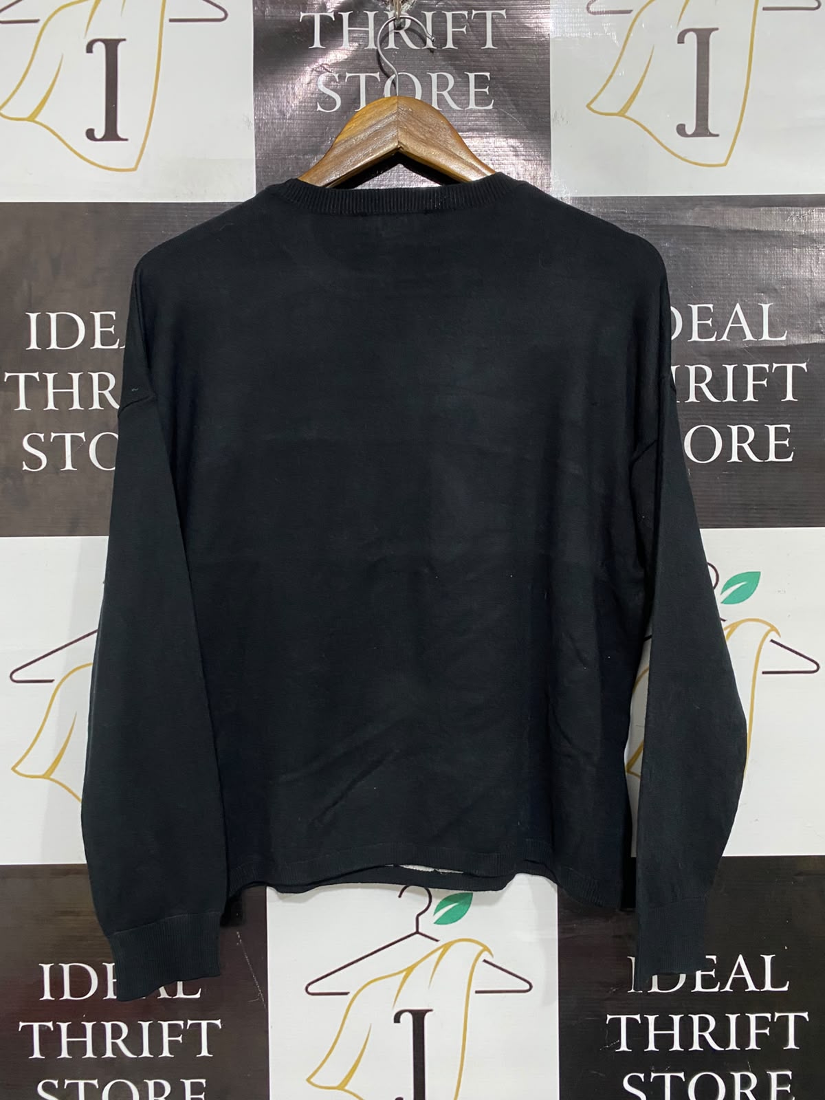 NEW LOOK |M | BUST 22 | A74| BLACK SEQUIN REINDEER CHRISTMAS JUMPER