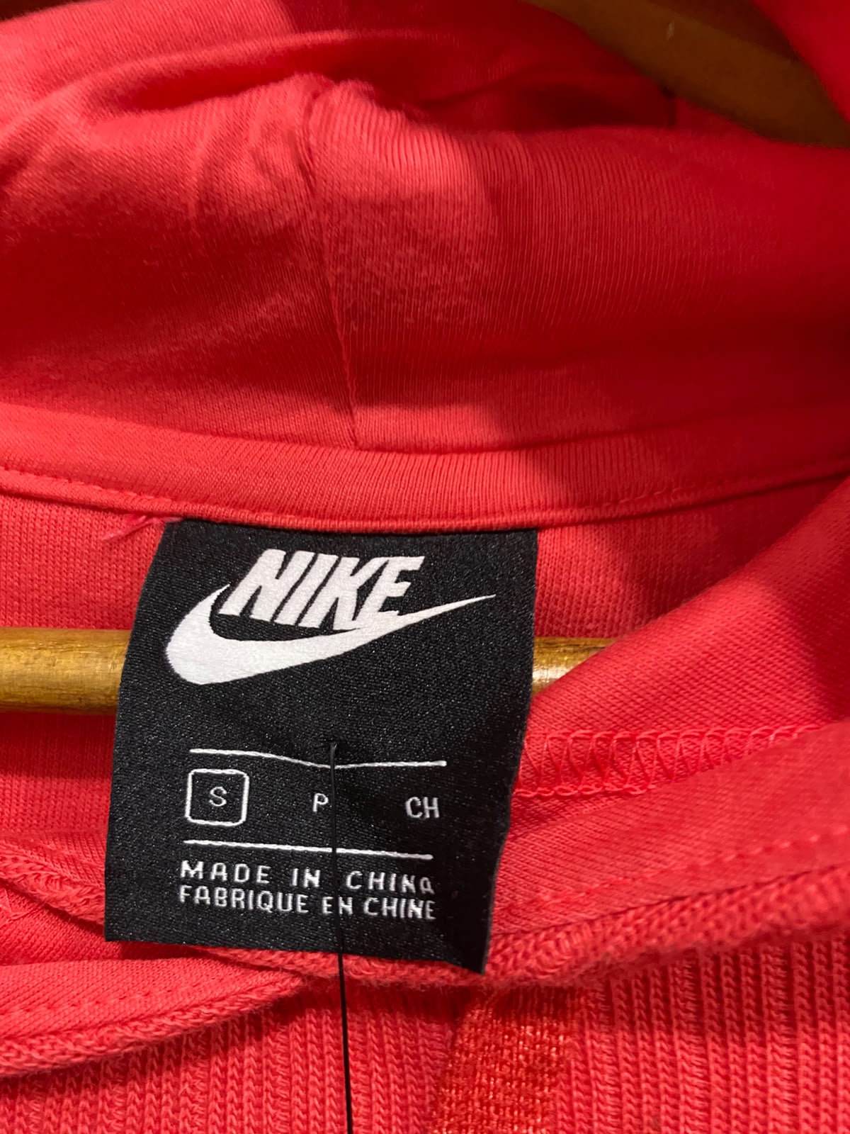 NIKE |S | BUST 20 | A74| CORAL RED RIBBED HOODIE