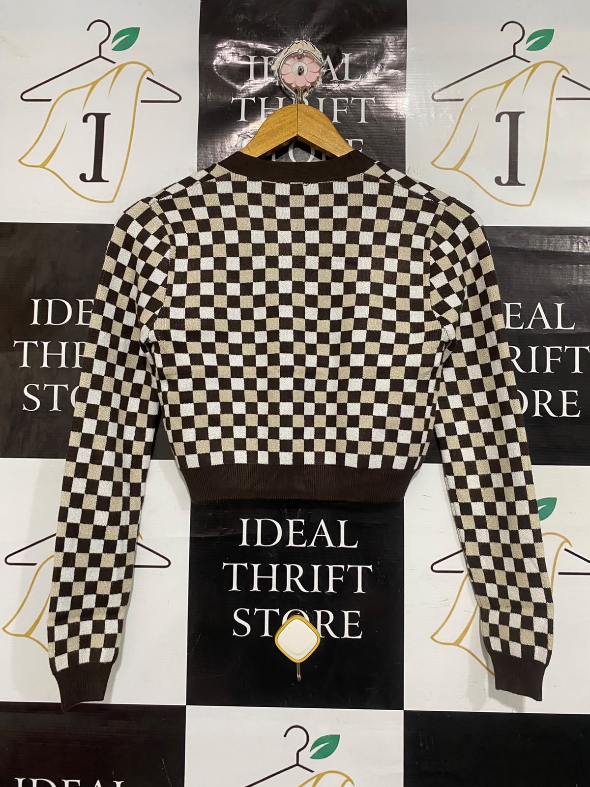 ANKO |XS | BUST 14 | A75 | BROWN AND WHITE CHECKERBOARD BUTTON-UP CARDIGAN