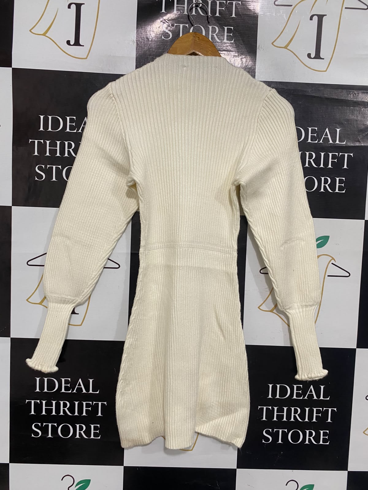 ZARA |S | BUST 11 | A75 | OFF-WHITE RIBBED LONG SLEEVE KNIT MINI DRESS