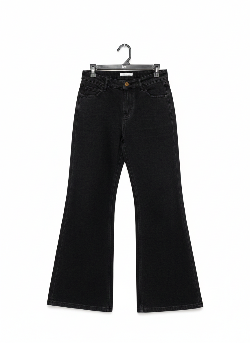 MADE NOTHING |M| WAIST 28| High-Waisted, Black Flared Jeans