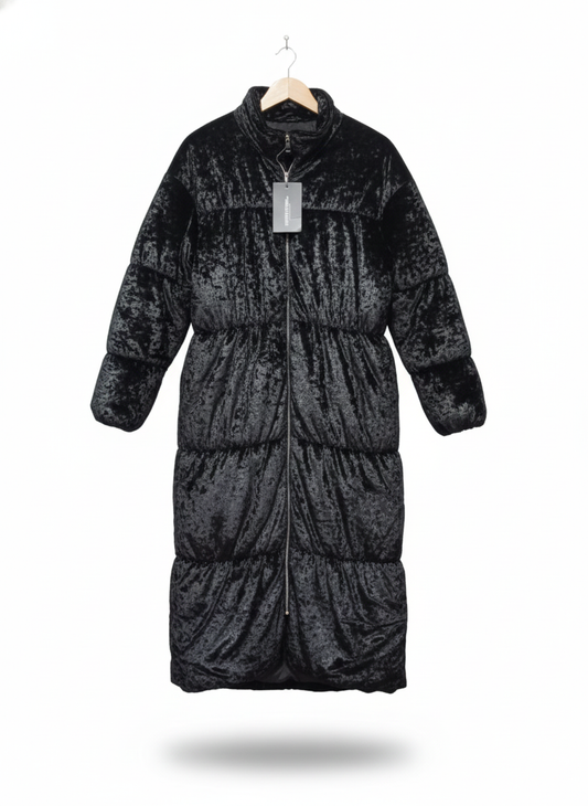 PRETTY LITTLE THING|XS/S|BUST 22|BLACK VELVET CRUSHED MAXI PUFFER COAT