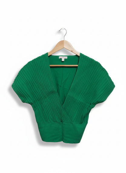 EVA-MENDES Women's Cropped Silhouette V-Neck T-Shirt