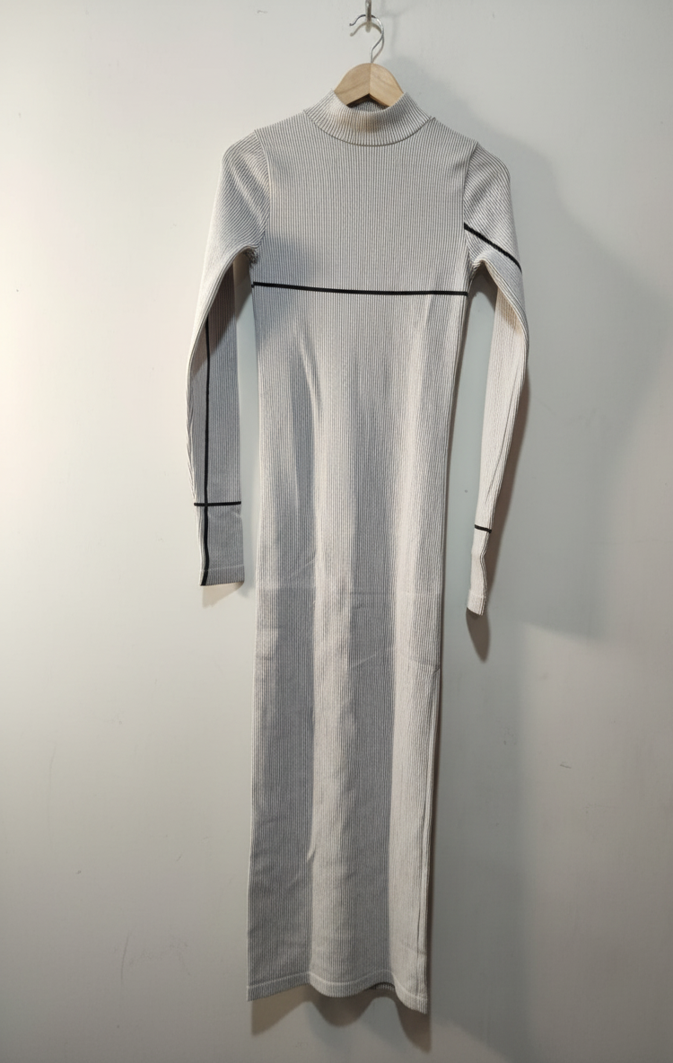 PRETTY LITTLE THINGS Full Sleves Maxi Dress W-11.5 /L-44