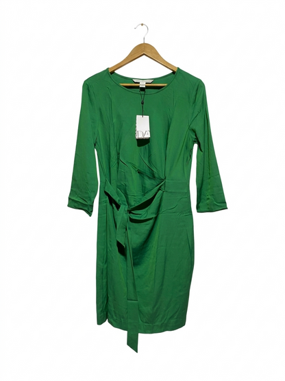 DIANE VON FURSTENBERG |M| BUST 18| B8| GREEN THREE-QUARTER SLEEVE WRAP STYLE DRESS
