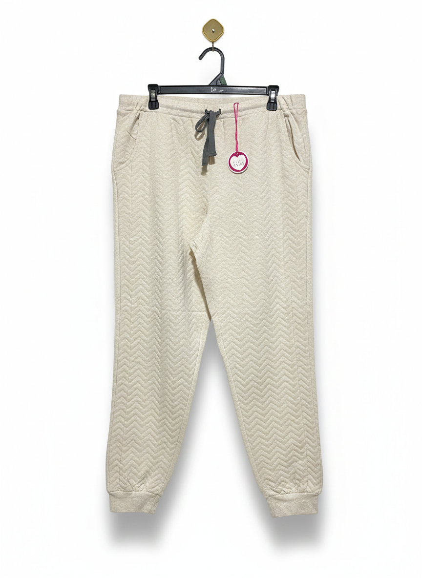 AVON |L| WAIST 30| C8| Cream or Oatmeal-Colored Quilted Jogging Pants
