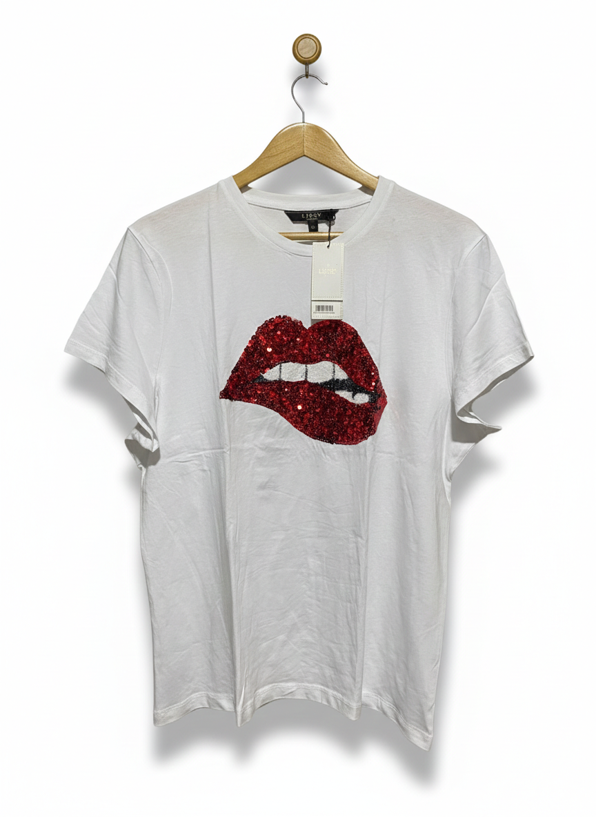 LIPSY |XL| BUST 22| GLAMOROUS RED SEQUIN LIPS GRAPHIC TEE